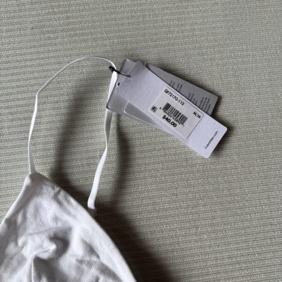 NWT Calvin Klein Triangle Bralette - Medium - Picture 4 of 5